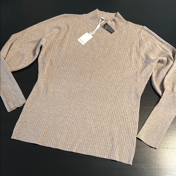Vila Milano Ribbed Beige Sweater NWT - Picture 1 of 7